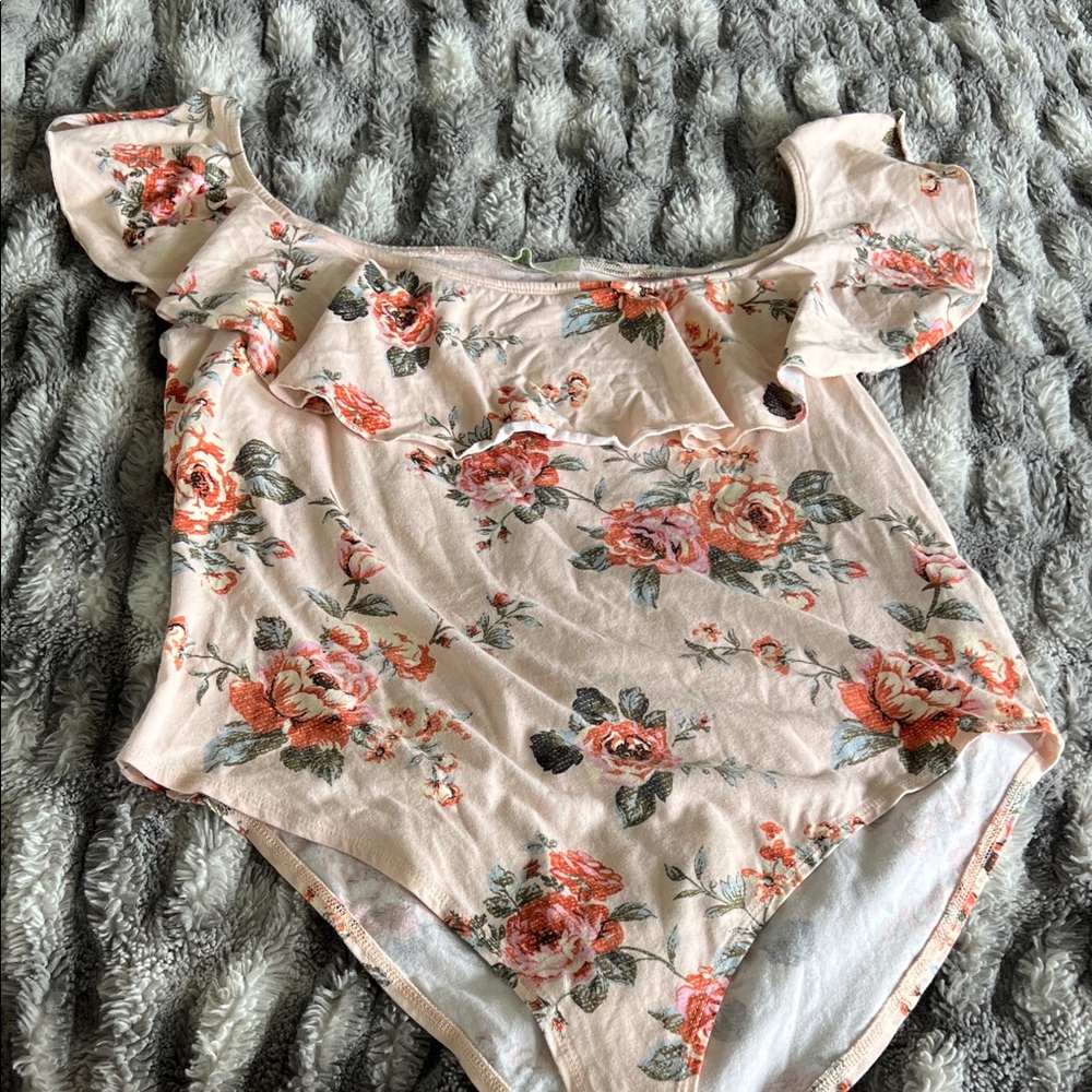 Ruffle floral bodysuit